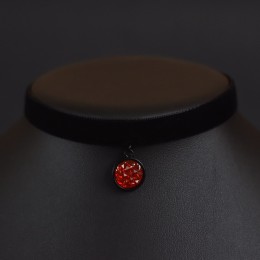 Фото Бархотка с ярко-красной подвеской Друза