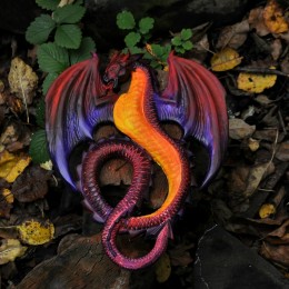 Фото Барельеф на стену "Рубиновый дракон"