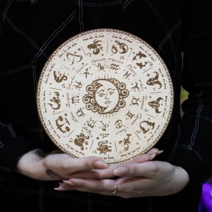 Фото Знаки Зодиака "Солнце и Полумесяц" бежевый круг 20 см
