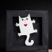 Фото Брошка белый котик с сердечком, разные-3