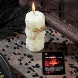Фото Магическая свеча "Цилиндр с черепами" от порчи и недугов,  белая 7,5см