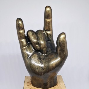 Подставка для украшений в виде руки "Рок" (гипс) Фото Подставка для украшений в виде руки "Рок" (гипс)