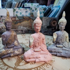 Фото Свеча Будда с поднятой рукой, разные цвета