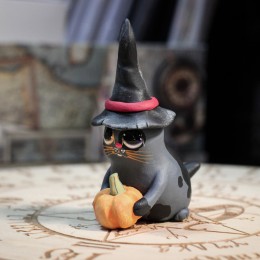Фото Кот, собака в остроконечной шляпе, Хэллоуин