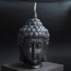 Фото Маленький Будда свеча чёрная